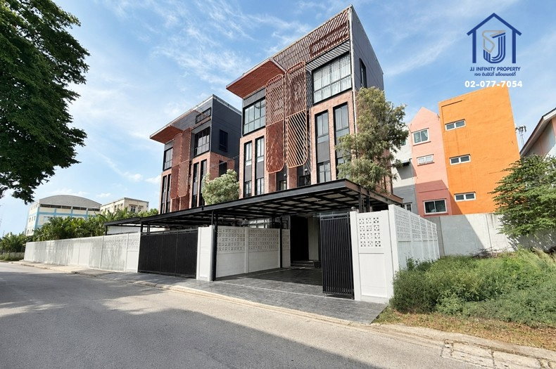 รูป ขายโฮมออฟฟิศ 3.5 ชั้น BRIT LOFT (เกษตร-นวมินทร์) ถนนประเสริฐมนูกิจ ซอยลาดปลาเค้า 34 ใกล้มหาวิทยาลัยเกษตรศาสตร์ - รูปที่ 1/22