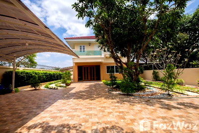 Houses for rent Bangkok : 3 Bedroom House for rent at Sammakon Village 1032842