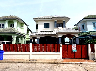 บ้านเดี่ยว แม็คโคร บางบัวทอง : ขายบ้านเดี่ยว ม.เศรณี บ้านกล้วย ไทรน้อย แต่งใหม่ ขายถูก 2.69 ล้าน