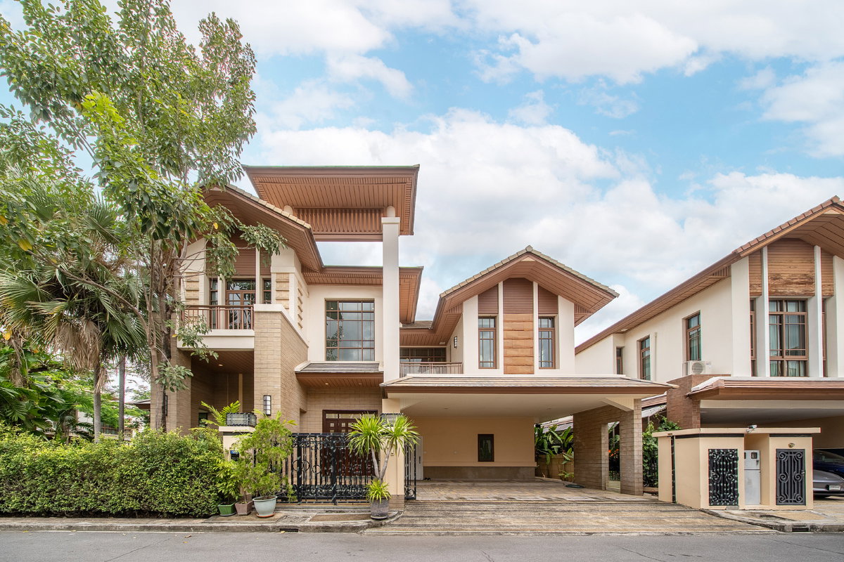 รูป 🏡✨ ให้เช่าบ้านเดี่ยว Super Luxury ทำเล Prime – แสนสิริ สุขุมวิท 67 - รูปที่ 1/15