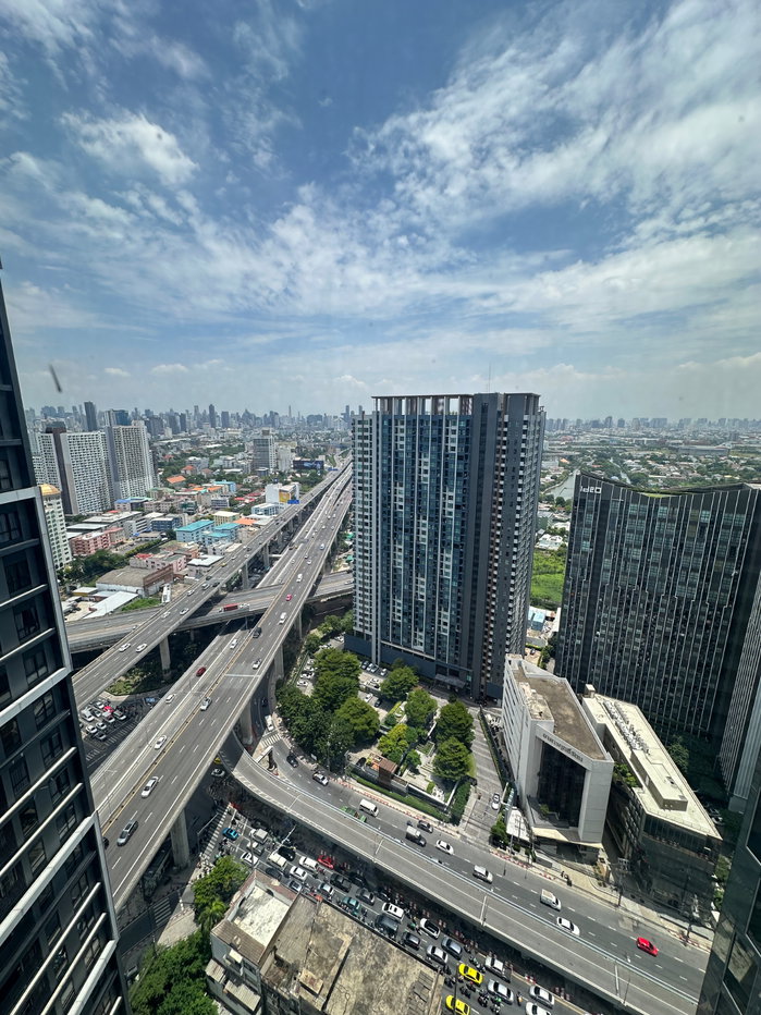 picture For Rent | METRIS Rama 9 | High Floor | Stunning Skyline View | Ready to Move In - 8/24