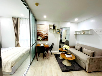 Condos for sale Hospital Kawila Chiang Mai : 🌿 Modern Condo for Sale | Only 500 m from Central Chiang Mai | THB 2.15 Million 🌿