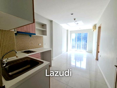 Condos for sale : 38 sqm condo on 23rd floor at The Mark Ratchada-Airport Link Makkasan Bangkok