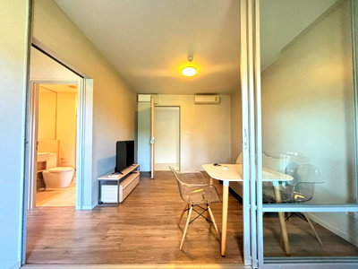 Condos for rent 700 Year Sports Arena Chiang Mai : Modern Condo for Rent at The Issara Chiang Mai 