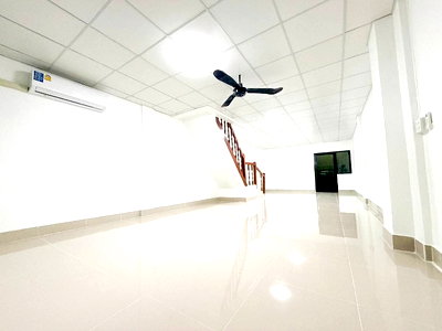 Townhouses for rent Bangkok : For Rent Townhouse at Sukhumvit 101/1, 3 bed #Petfriendly