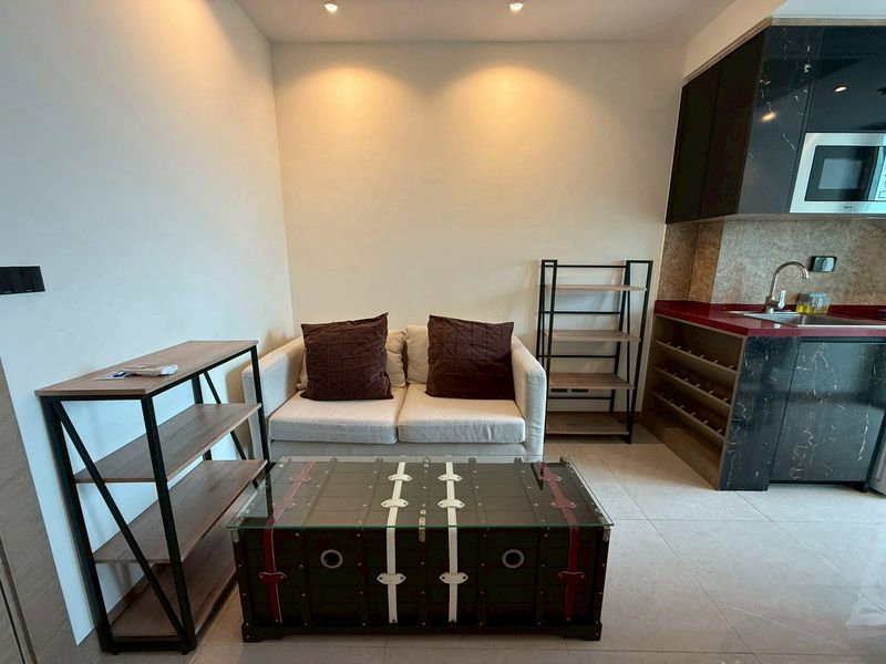 picture For Rent: The Riviera Ocean Drive (1 Bedroom | 1 Bathroom) - 2/10