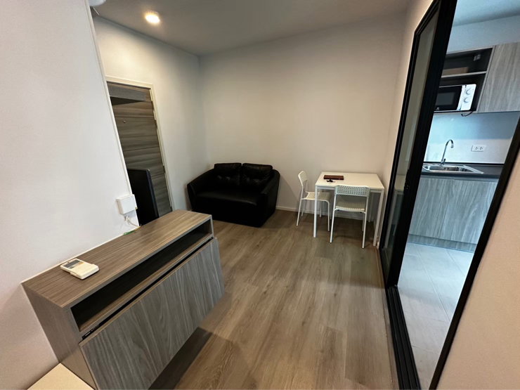 รูป ให้เช่า คอนโด | 2 ห้องนอน, 1 ห้องน้ำ ห้องมุม “Notting Hill Sukhumvit 105” 41 ตรม. วิวสวนหย่อม, ขนาดใหญ่, ผนังทึบ - รูปที่ 2/13