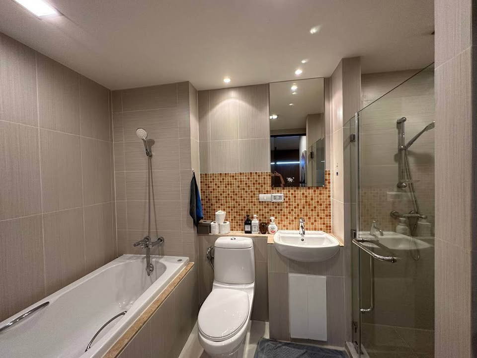 รูป 🔥 The Alcove 49 ห้องใหญ่ 48 ตร.ม. ใจกลางสุขุมวิท 49 เพียง 25,000 บาท/เดือน พร้อมเข้าอยู่! 🏙️🚆 - รูปที่ 6/12