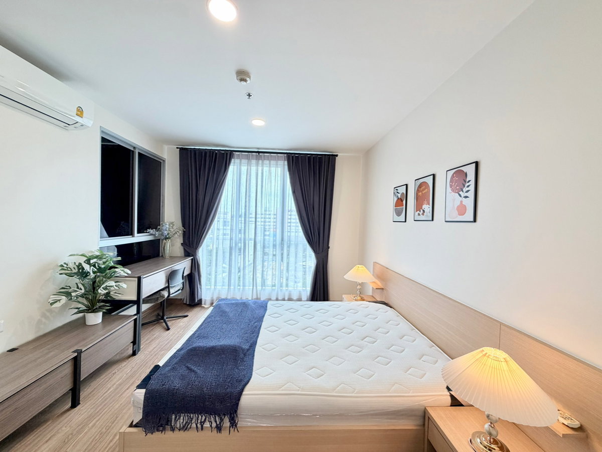 รูป ห้องสวย❗️พร้อมเข้าอยู่ “ 𝐑𝐡𝐲𝐭𝐡𝐦 รัชดา ” 🌟 ค่าเช่า 18,500 บาท/เดือน 🌟 1 ห้องนอน 46 ตร.ม. ติด MRT-รัชดาภิเษก  [ 260081 ] - รูปที่ 5/17