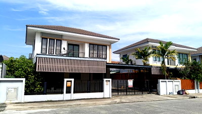 เช่าบ้านเดี่ยว ดรีมเวิลด์ : ให้เช่าบ้านเดี่ยวหมู่บ้านไอลีฟ พาร์ค วงแหวน - รังสิตคลอง 4  ราคา 20,000 บาท