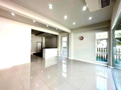 Home office for rent : Office for rent in K Park project, 3-story office, 2 bedrooms, 4 bathrooms
