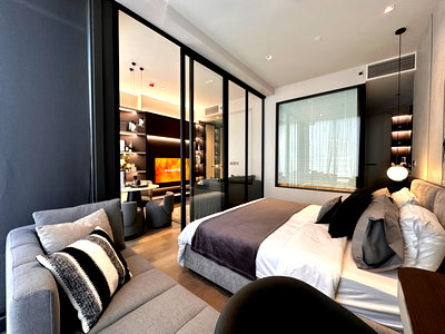 Condos for sale : Ashton Silom before closing the project, special discount, free on all expenses, 1 large size bedroom, fully furnished.