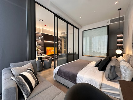 Ashton Silom before closing the project, special discount, free on all expenses, 1 large size bedroom, fully furnished.