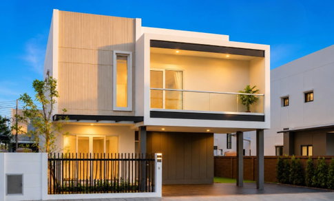 🏡✨ ให้เช่าบ้านเดี่ยว 2 ชั้น สไตล์โมเดิร์นหรู พร้อมคลับเฮ้าส์และสระว่ายน้ำ #เชียงใหม่ เพียง 68,000 บาท/เดือน ✨🏡  # A2-H0155