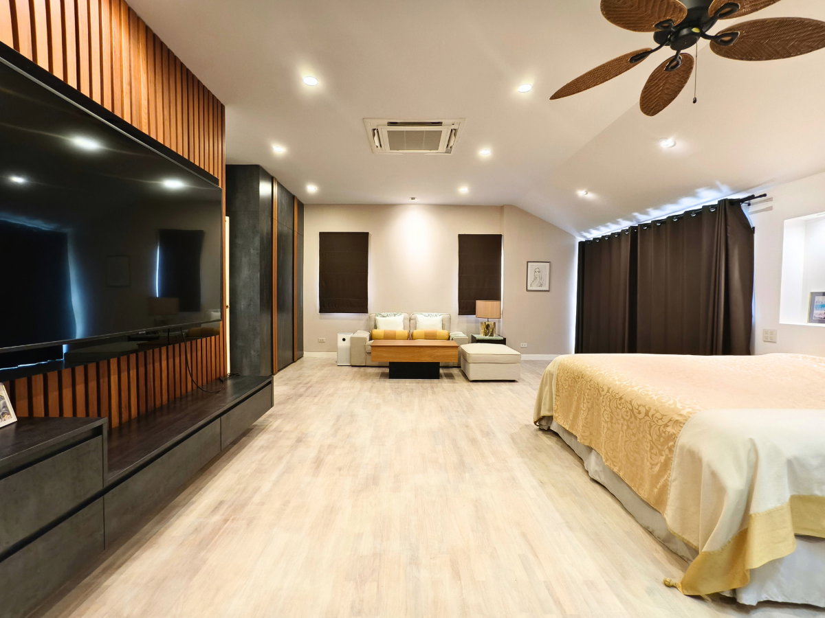 รูป ขาย บ้านเดี่ยว ที่มีชีวิตชีวาและอบอุ่นที่สุด ธารารมณ์ รามคำแหง150 แปลงมุม มีห้องแม่บ้าน 4 ห้องนอน 3 ห้องน้ำ 132.2 ตร.ว. - รูปที่ 16/38