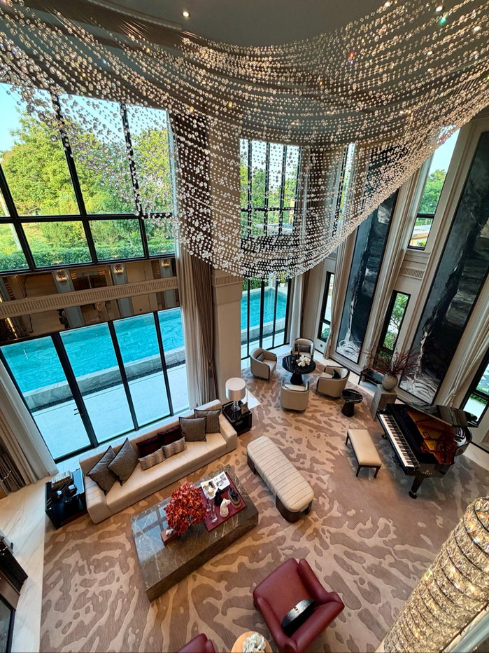รูป SPACE IS THE NEW LUXURY. 1,070 SQ.M. OF PRIVATE LIVING IN BANGNA KM. - รูปที่ 9/12