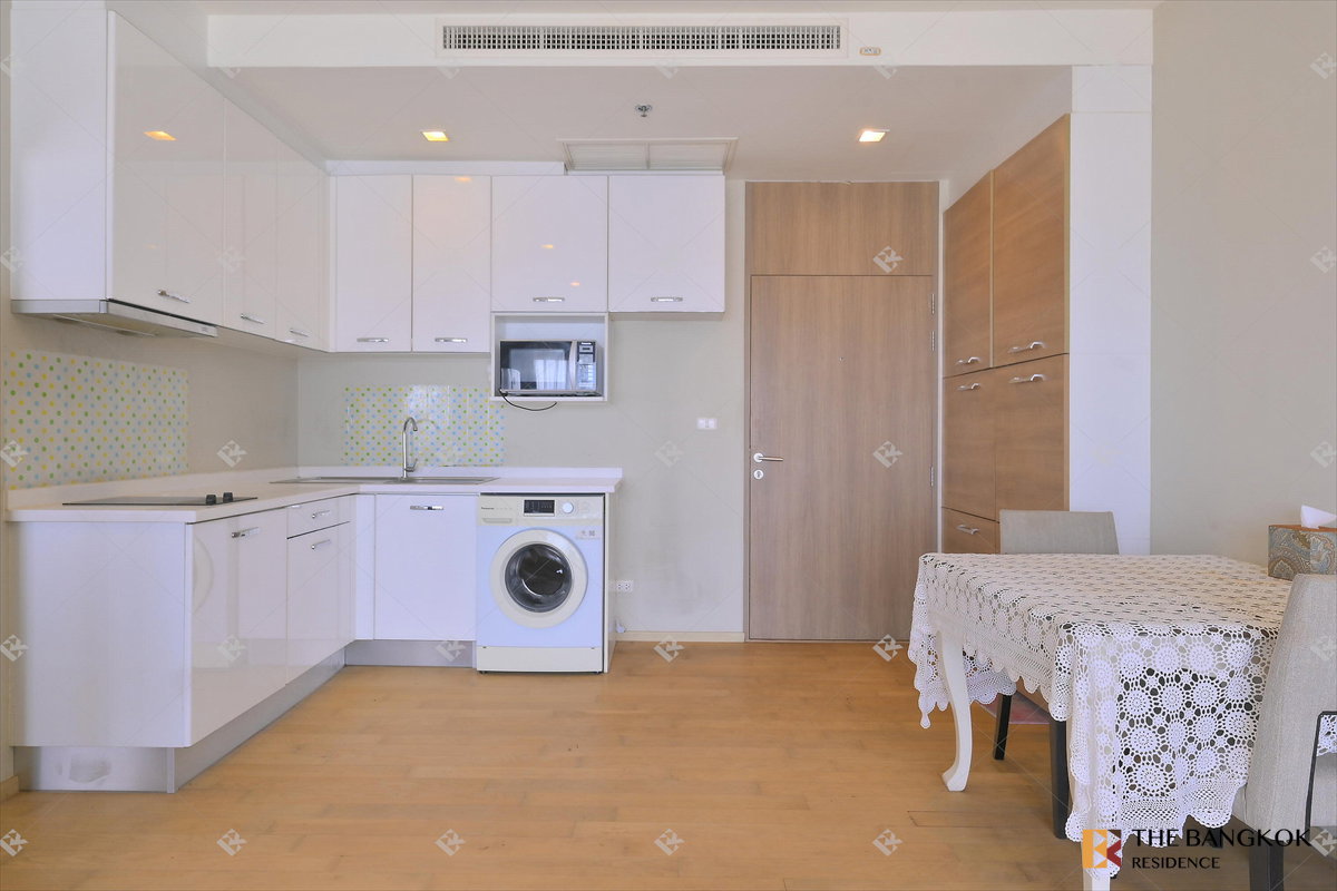 picture ðNoble Reveal Private Urban Living Near BTS Phrom Phong - 3/13