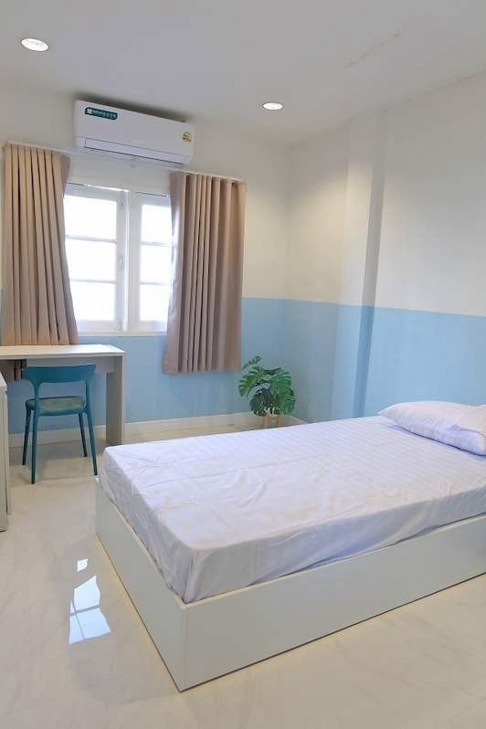 รูป LTHC15991 - Pet Friendly Townhouse for Rent Thonglor | 5-Storey with Rooftop | Near BTS Thonglor | 70K/Month | - รูปที่ 2/13