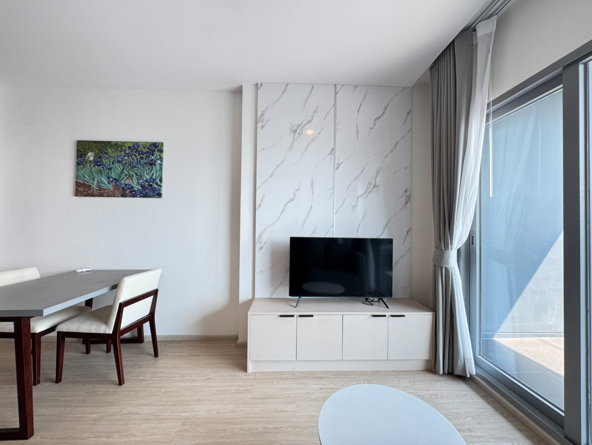 picture The Symphony: 1 bedroom apartment, 57 sq m, 8th floor, ready to move in, spacious balcony, comfortable living. - 8/10