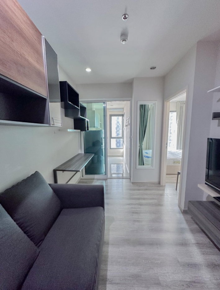 picture ðĨ Centric Ari Station, just 300 meters from BTS Ari Station. Available for occupancy mid-August. - 4/6