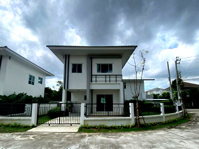 Houses for sale Nonthaburi : 🎉 Special Discount Available 💥 All Offers Are Welcome Lio NOV Wongwaen–Pinklao (Soi Phra Ngern) | Near MRT Talad Bang Yai