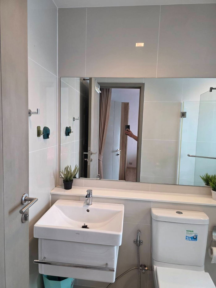 รูป (ขาย)(Sale)(买)(Negotiate) Life Asoke Rama 9 - Beautiful 2-Bed 2-Bath Unit, High Floor & Unblocked View! - รูปที่ 7/22