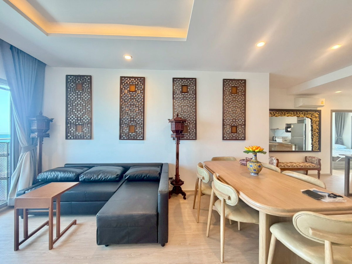 picture The Symphony: 3 bedrooms, 2 bathrooms - 21st floor, 122 sq m. Luxury beachfront condo. Beautiful unit, ready to move in. - 11/20
