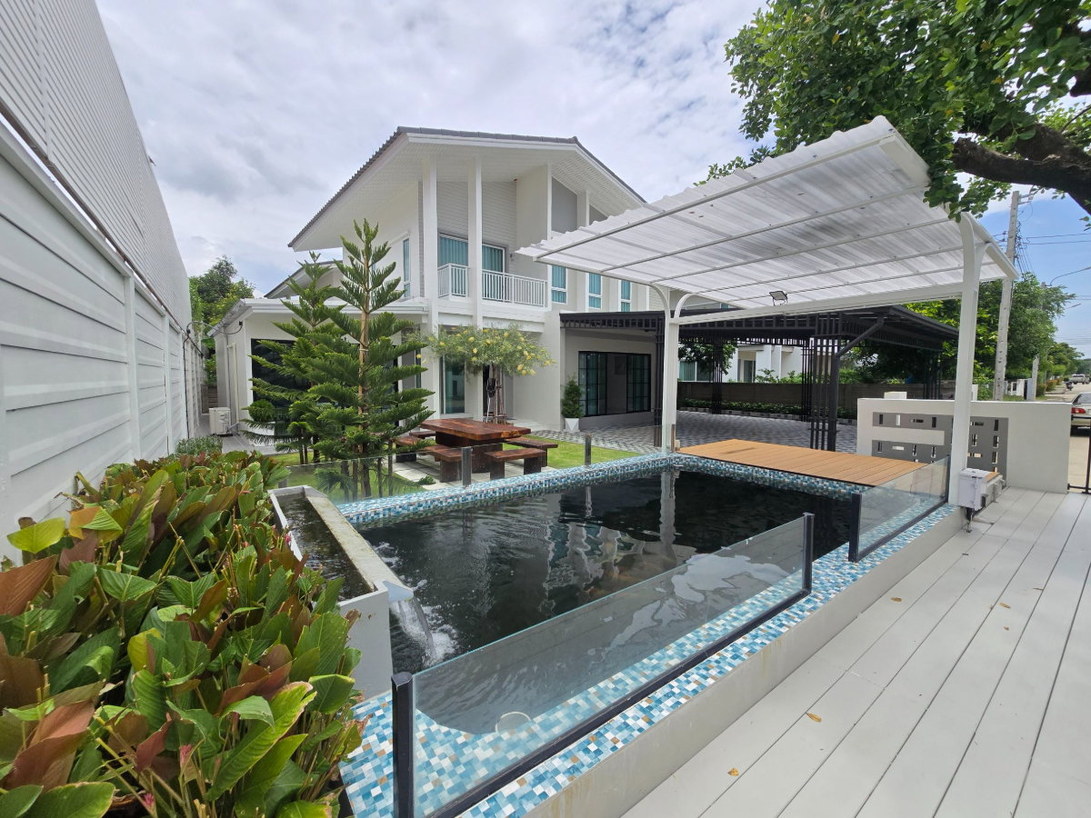 รูป Habitia Motif ฮาบิเทีย โมทิฟ บ้านเดี่ยวหลังใหญ่ กว้างมาก แต่งใหม่ มีบ่อปลาคราฟท์ เฟอร์นิเจอร์สวยพร้อมอยู่ - รูปที่ 11/59