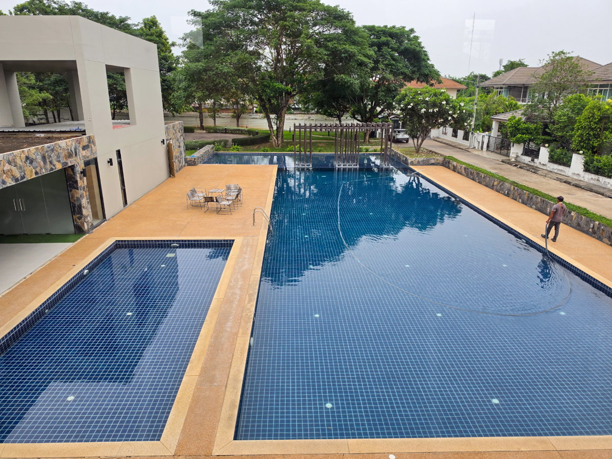 รูป ​S2050 ขายบ้านเดี่ยวหรูใหม่ หลังมุมติดสวน แปลงดีที่สุดในโครงการ! ​Chatpetch Garden Ville Luxury 4 (ติดถนนเหล่านาดี) - รูปที่ 7/9
