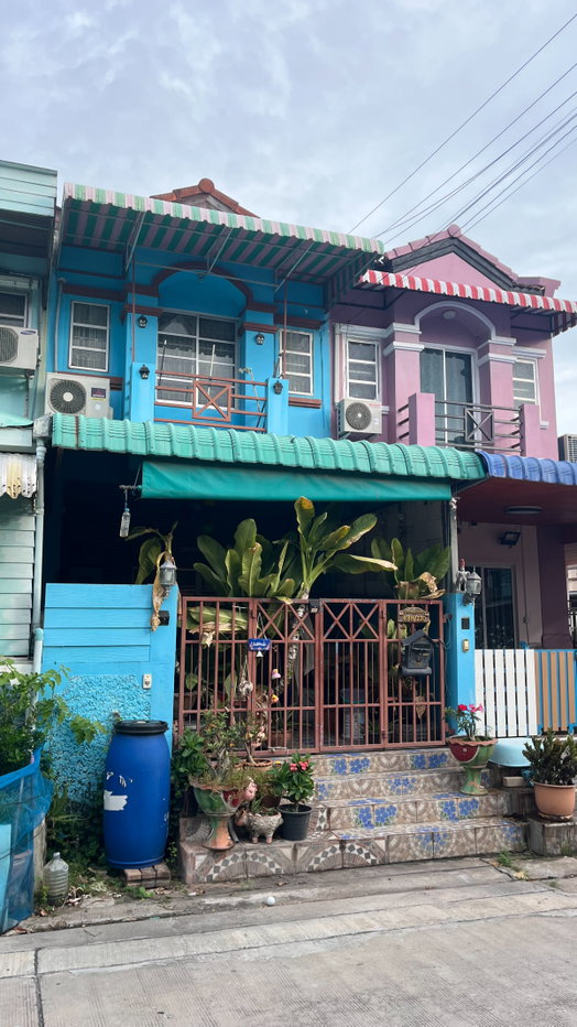 รูป ขายทาวเฮ้าท์ หมู่บ้านเมืองไทย โซน อ.บางบ่อ จ.สมุทรปราการ หมู่บ้านอยู่ติดถนนบางนา-ตราด การเดินทางสะดวกสบาย เดินทางถึงสนามบินสุวรรณภูมิ ภายใน 20 นาที - รูปที่ 2/2