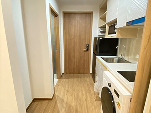 Condo for rent at The Livin Ramkhamhaeng. 22.98 sqm. Price: 10,000 THB/month. Tel: 096 1366945 Line ID: rose459