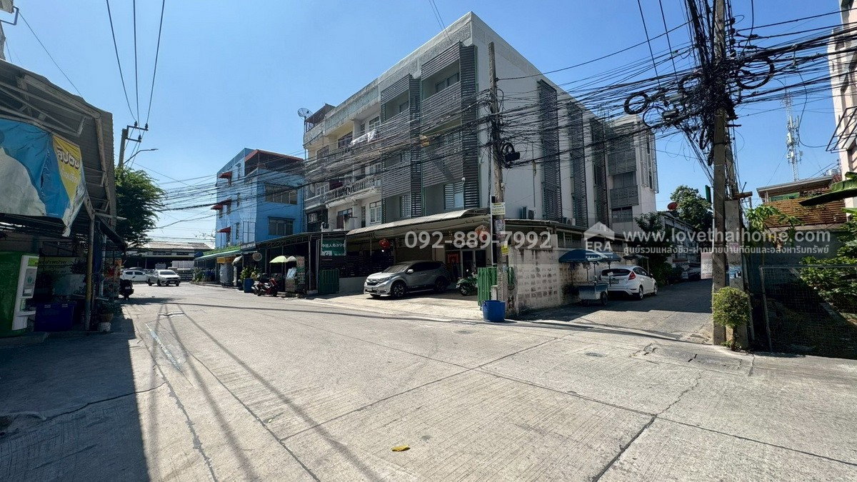 รูป ขายที่ดิน ถนนลาดพร้าว80 ซอย22 พื้นที่ 100 ตารางวา พร้อมสิ่งปลูกสร้างบ้าน 2 ชั้น ขายเพียง 14 ล้านบาท ใกล้รถไฟฟ้าสายสีเหลือง สถานีลาดพร้าว71 - รูปที่ 9/10