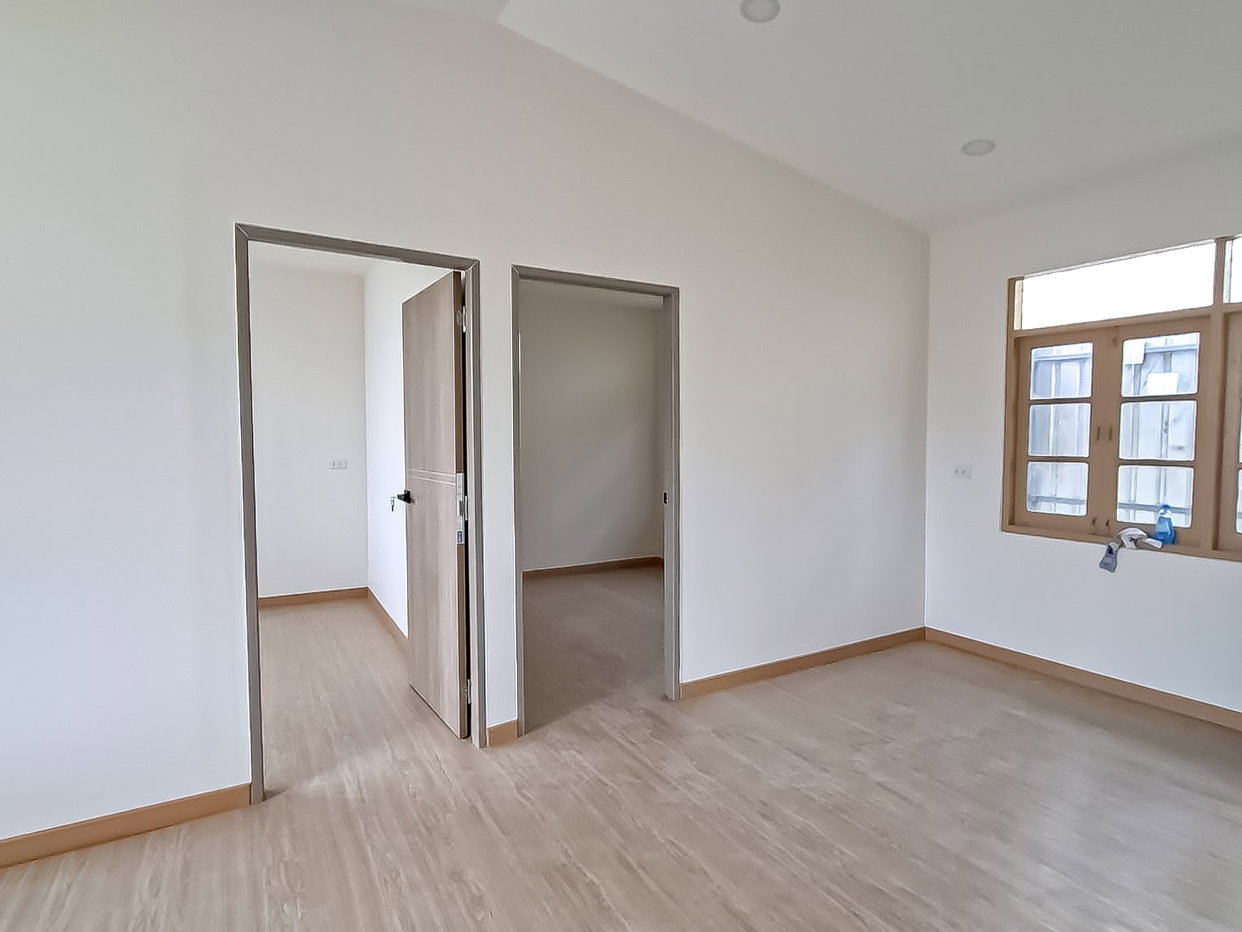 รูป House for Sale Khao Noi East Pattaya 4 Bedroom 2 Storey - รูปที่ 6/17