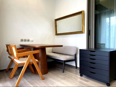 ขายคอนโด : For sale 📍 Rhythm Charoenkrung Pavillion 1 bed 35 Sq.m Selling price : 6,890,0000