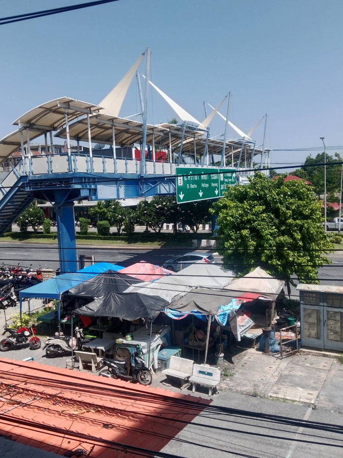 รูป ขายตึกแถวอาคารพาณิชย์ 17.6 ตรวา 4.5 ชั้นติดถนนสุขุมวิทใหญ่หน้าสุขุมวิทซอย 1 ชลบุรี ก่อนเลี้ยวถนนลงหาดบางแสน(กาแลคซี่) มีที่จอดรถเพิ่ม ราคา 3.89 ล้าน - รูปที่ 9/43