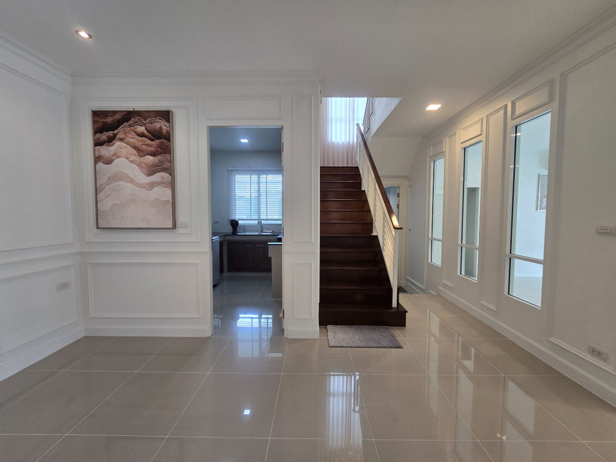 รูป Habitia Motif ฮาบิเทีย โมทิฟ บ้านเดี่ยวหลังใหญ่ กว้างมาก แต่งใหม่ มีบ่อปลาคราฟท์ เฟอร์นิเจอร์สวยพร้อมอยู่ - รูปที่ 32/59
