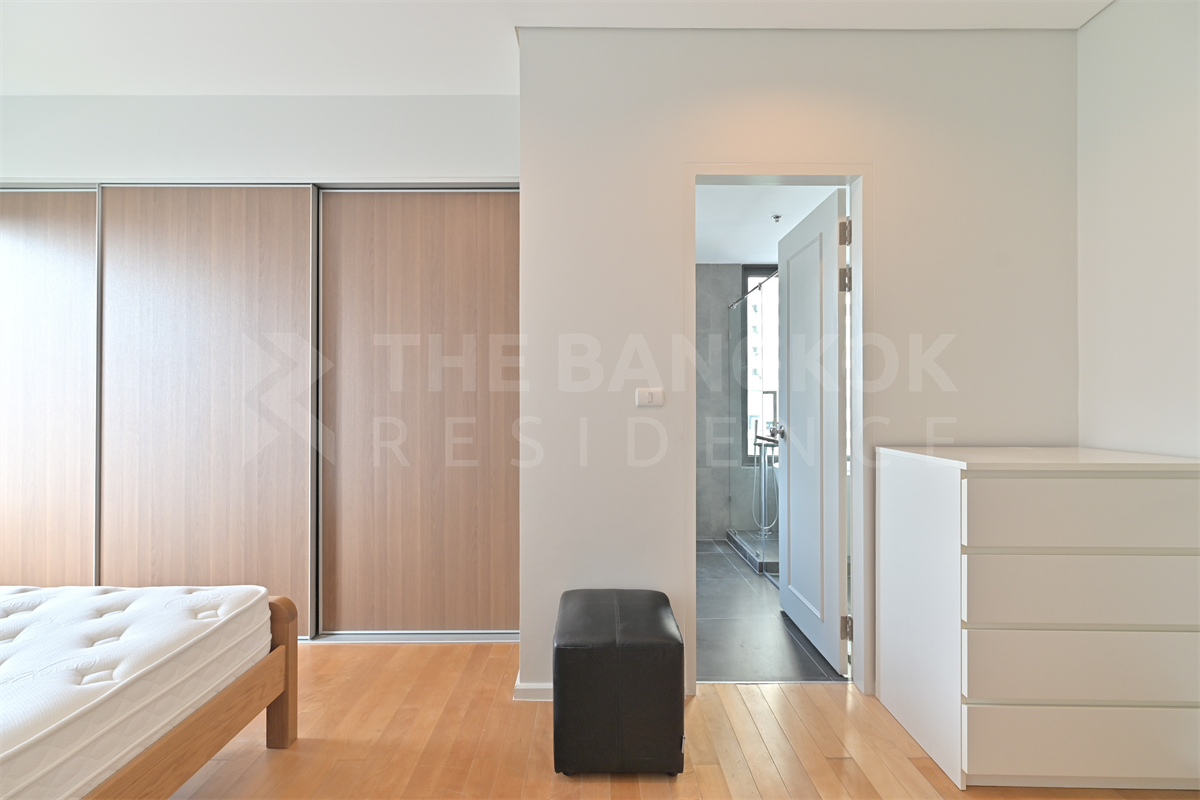 picture Villa Asoke near MRT Phetchaburi Station Full-featured common area - 4/10