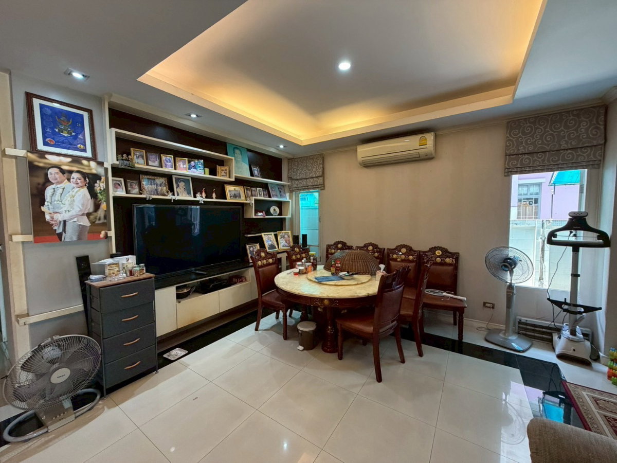 รูป 📌ขาย บ้านเดี่ยว Thanapirom ธนาภิรมย์ โลตัส-ศรีนครินทร์ ทำเลดี ได้ความสงบ เดินทางสะดวก เข้าเมืองพระราม 3 ง่าย ✅ใกล้ทางด่วนและรถไฟฟ้า - รูปที่ 7/14