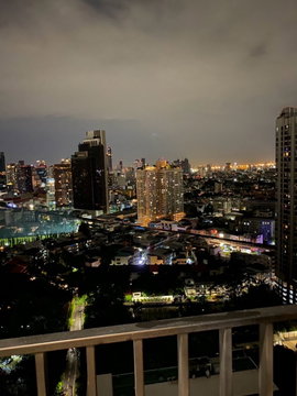 ห้องมุม วิวเมืองพาโนรามา อ่างอาบน้ำ ไอดีโอ สุขุมวิท - พระราม 4 (IDEO Sukhumvit - Rama 4) พื้นที่60 ตร.ม.