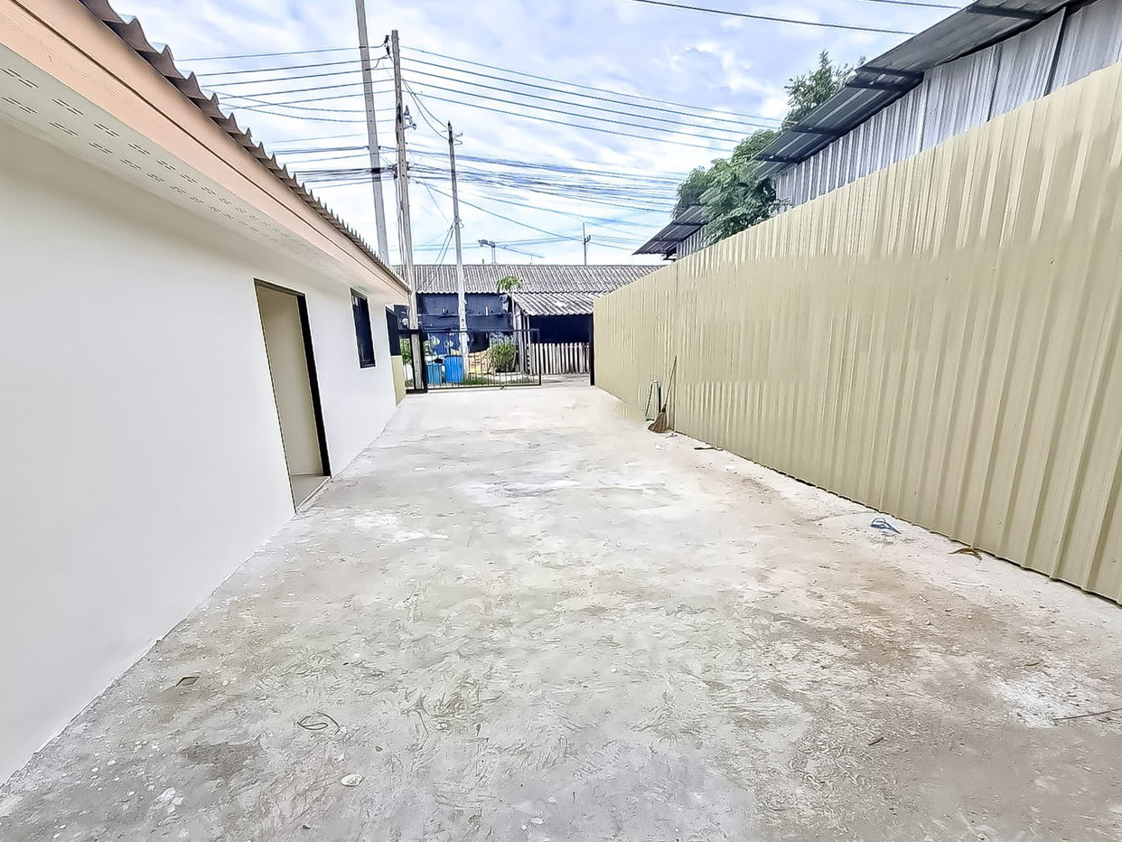 รูป House for Sale Khao Noi East Pattaya 4 Bedroom 2 Storey - รูปที่ 14/17