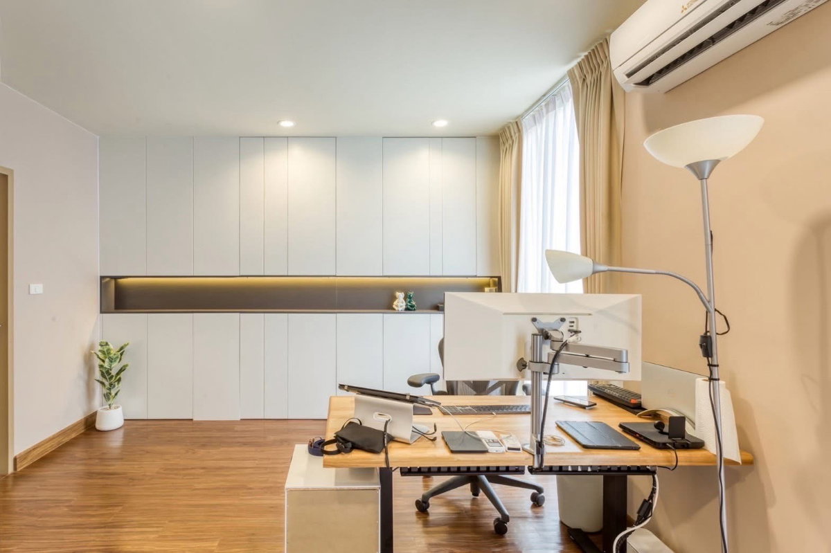 รูป 🏡 ให้เช่า ทาวน์โฮม 3 ชั้น โครงการ Plume วัชรพล–เอกมัย 2 ห้องนอน 3 ห้องน้ำ บ้านสวย เฟอร์นิเจอร์ครบ พร้อมเข้าอยู่ • ไม่อนุญาตให้เลี้ยงสัตว์ - รูปที่ 10/13