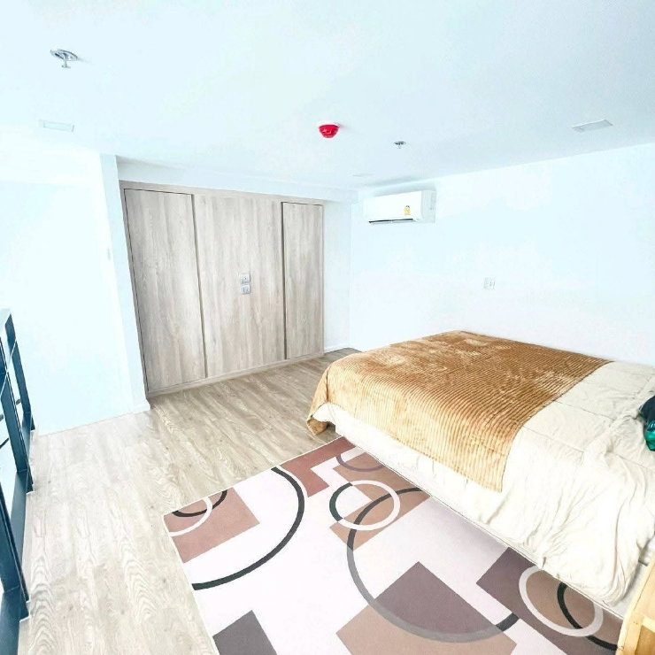 รูป ให้เช่าคอนโดห้องเพดานสูงเฟอร์ฯครบ ใกล้บีทีเอส มีรถรับส่ง - รูปที่ 11/11