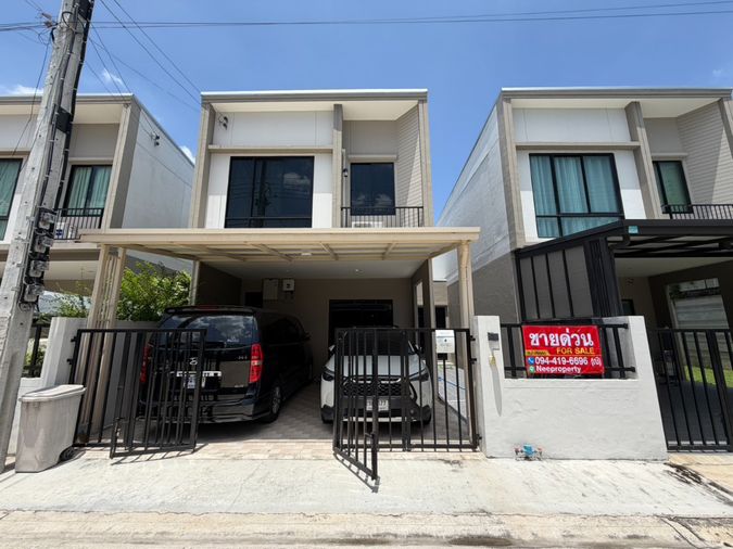 4-bed townhouse for sale, 140.4 sqm, 27.2 sq wah, Sena Village Ramindra km.9