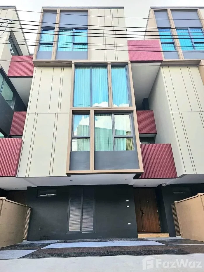 picture For rent townhome 1756864 - 7/17
