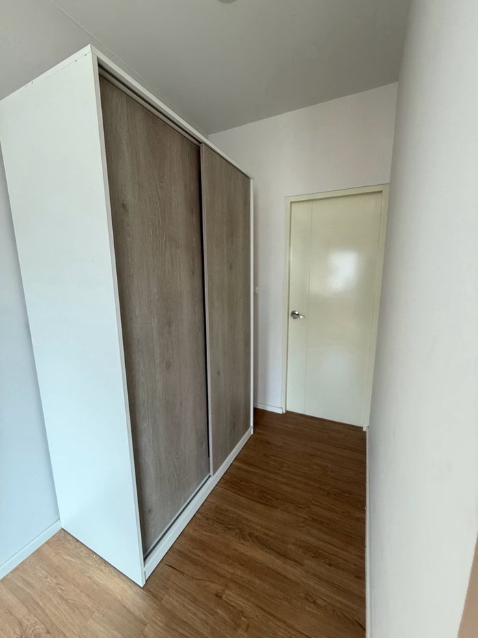 รูป 🏡 ให้เช่าทาวน์โฮม 3 ชั้น 📍 หมู่บ้านกลางเมือง รามอินทรา 3 ห้องนอน 3 ห้องน้ำ บ้านสวย พร้อมเข้าอยู่ ทำเลดี เดินทางสะดวก #รับสัตว์เลี้ยงขนาดเล็ก🐱🐶 - รูปที่ 9/18