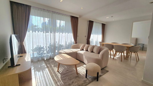 รูปภาพ Luxury condo for rent, Craft Ploenchit, fully furnished, 2 bedrooms, near Central Embassy and BTS, ready to move in (CD6928)
