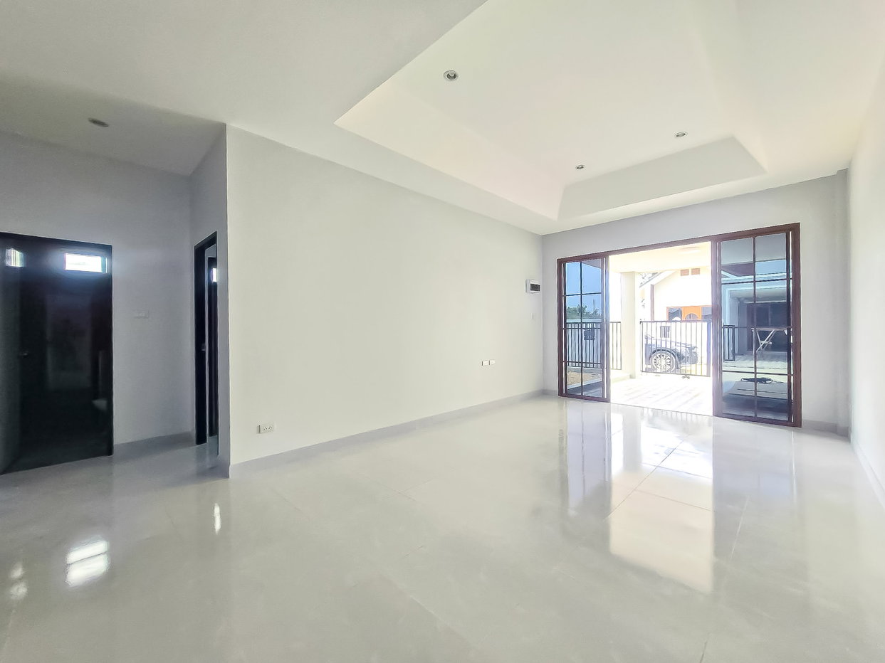 รูป Luxury Nordic Modern House for Sale Nong Prue East Pattaya - รูปที่ 2/10