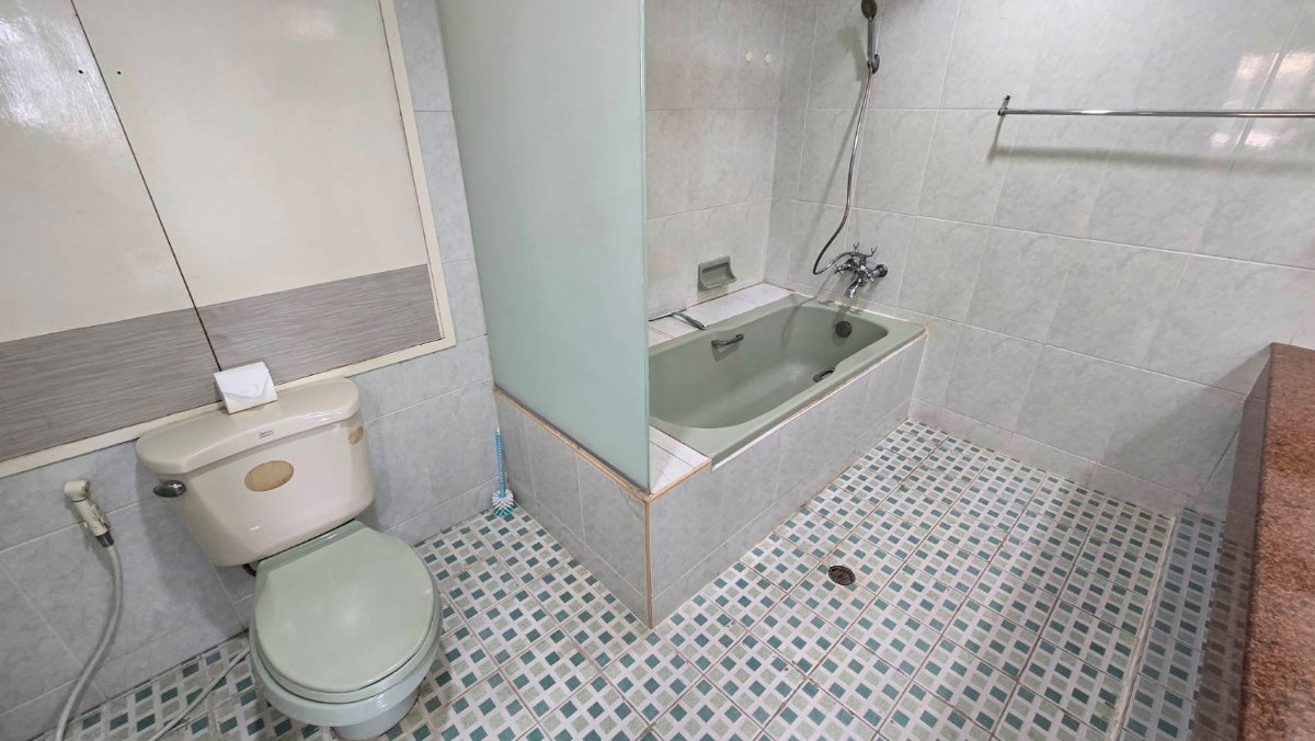 picture Tai Ping Towers condo Sukhumvit 63 - 14/14