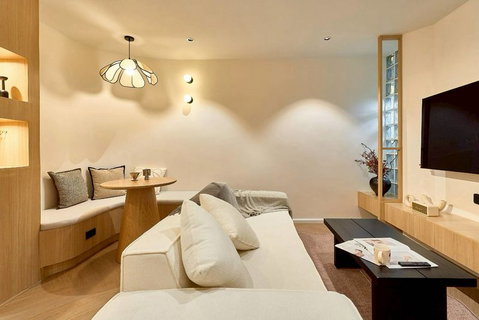  ขายคอนโด Penthouse พร้อมอยู่ ทำเลศักยภาพใกล้นิมมาน  #C1MG100300 