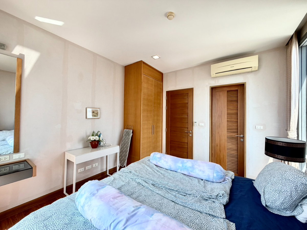 รูป Casalunar Paradiso วิวทะเล มีความเป็นส่วนตัวสูง 2 ห้องนอน 2 ห้องน้ำ ชั้น 10 พื้นที่ 95 ตรม ราคาพิเศษเพียง 27,000.- - รูปที่ 17/18